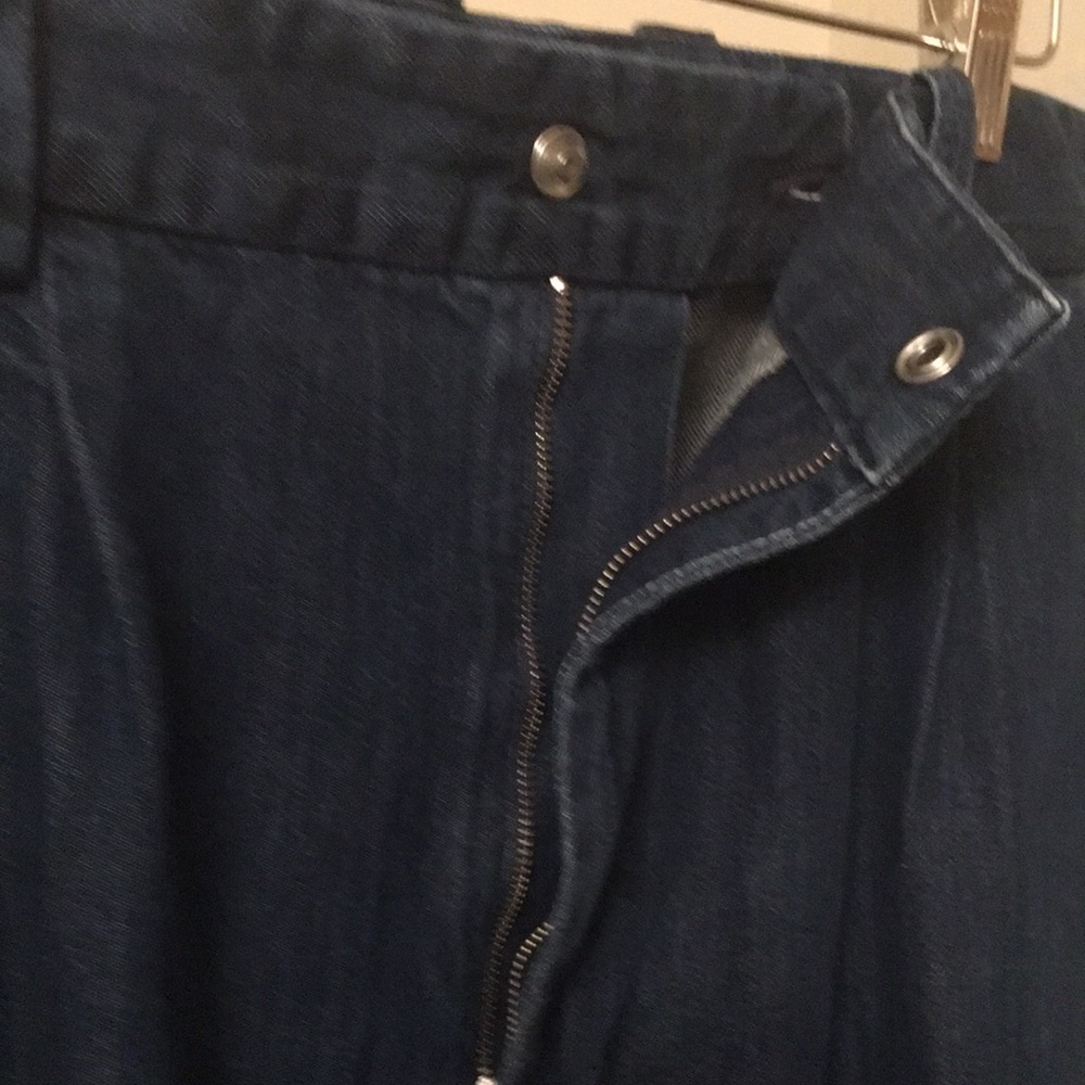 Vintage Re engineered Levi High rise jeans size 34”W 32 inseam ,pleated.